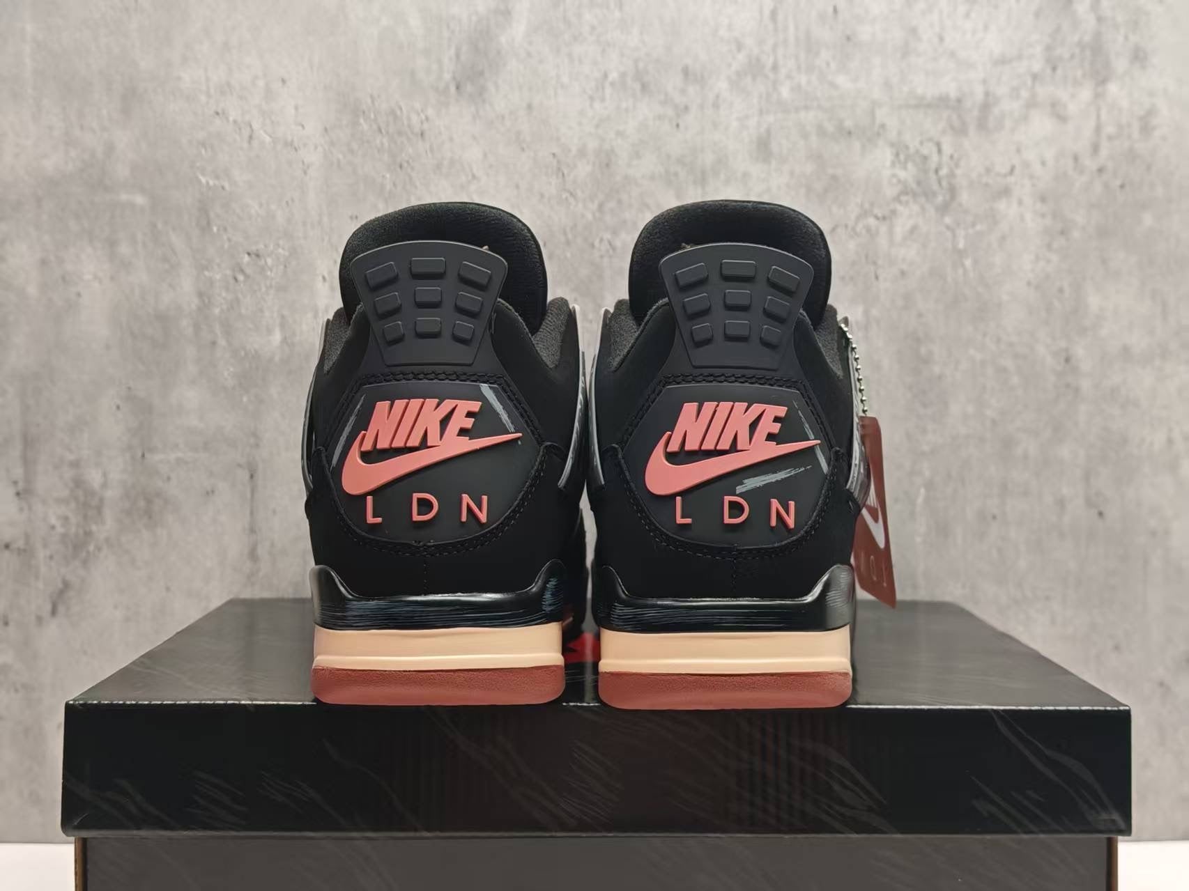 Jordan 4 - Design-Inspired "London's" - Tribute Build - AJ4-LNDN-476