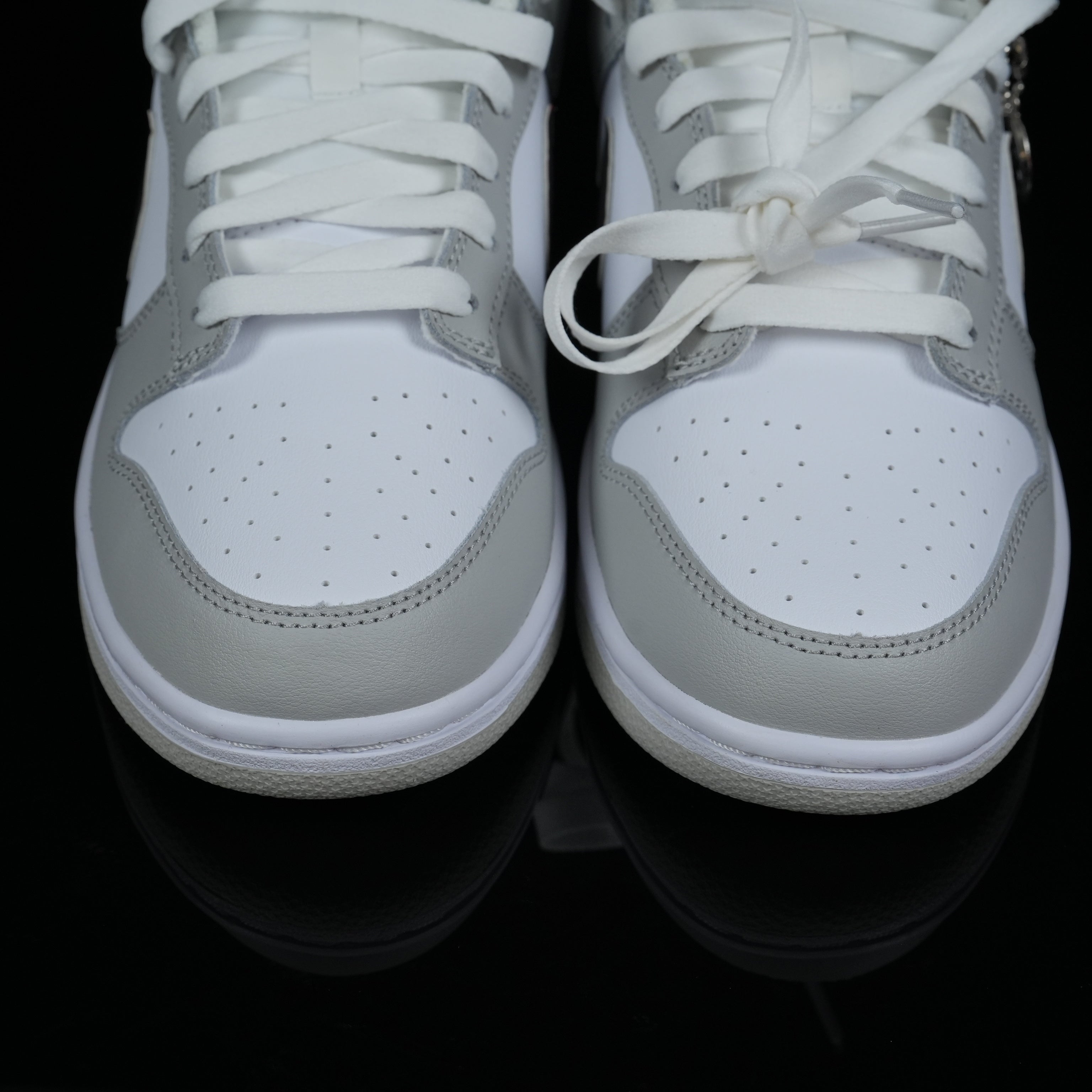 SB Dunk Low – Design-Inspired "Lottery" Custom Tribute Build SBDNK-086