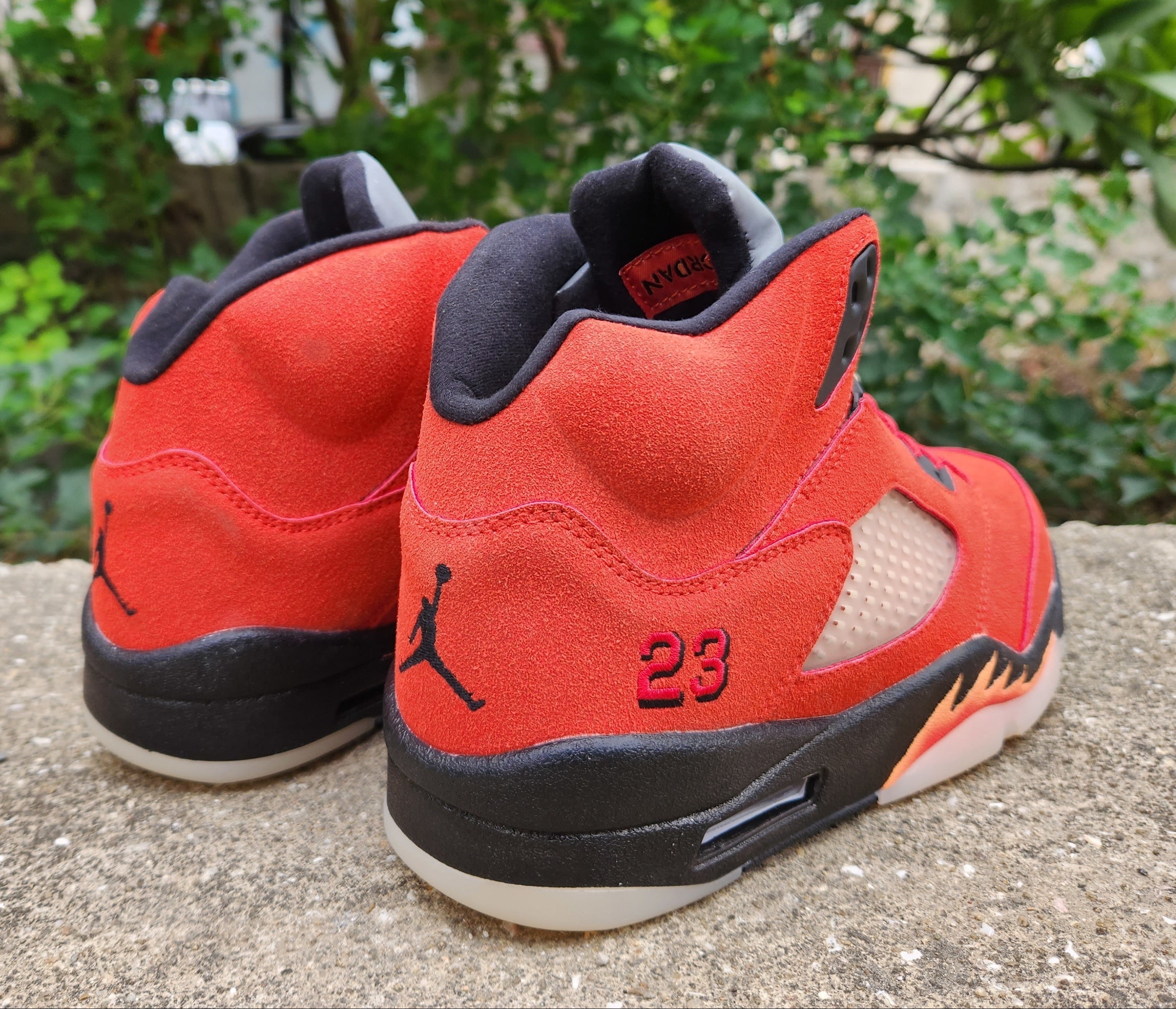 Jordan 5 – Design-Inspired "Mars for Her" Custom Tribute Build AJ5-MARSFORHER-509