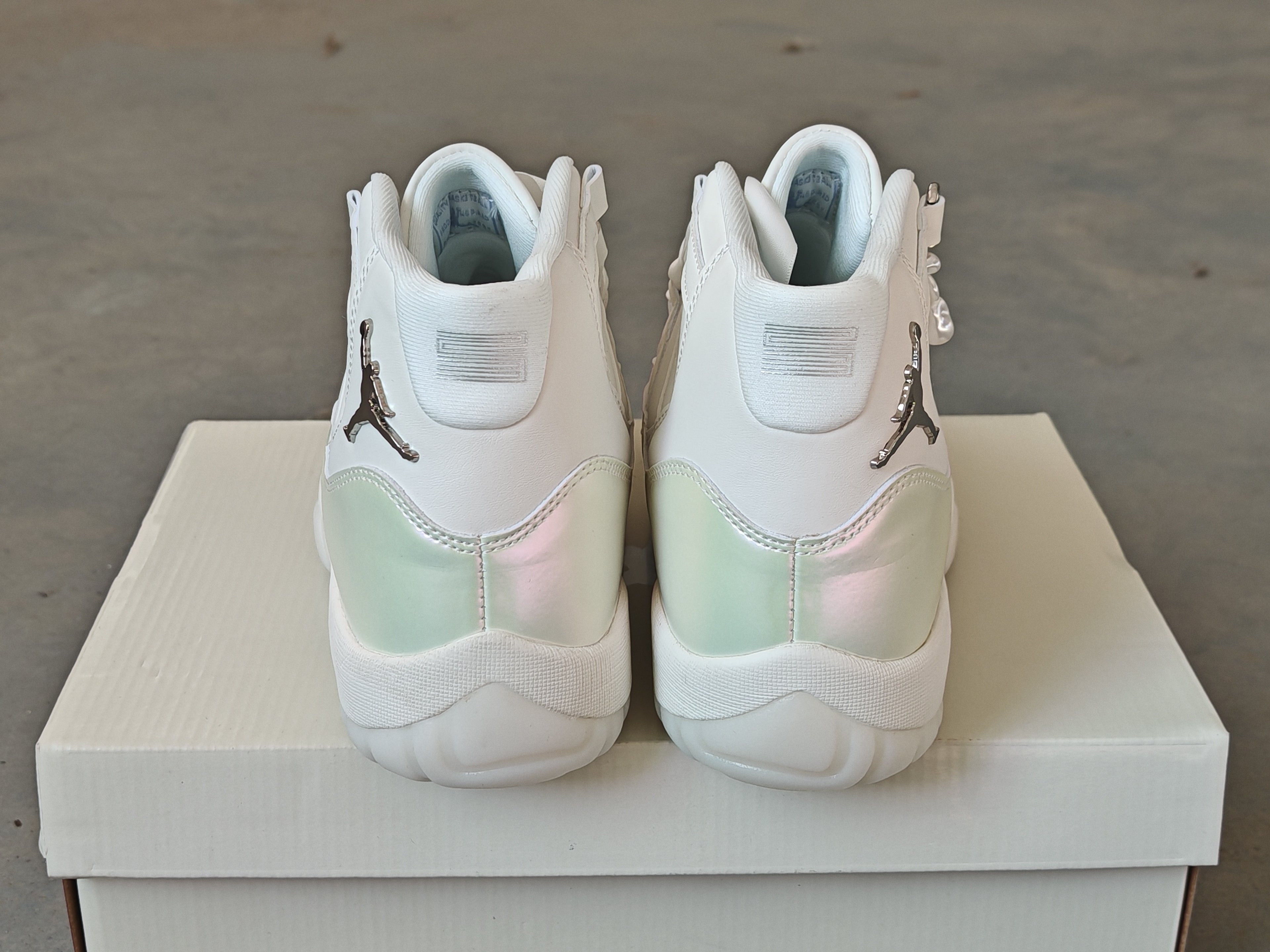 Jordan 11 – Design-Inspired "Pearl" Custom Tribute Build AJ11-PEARL-1114