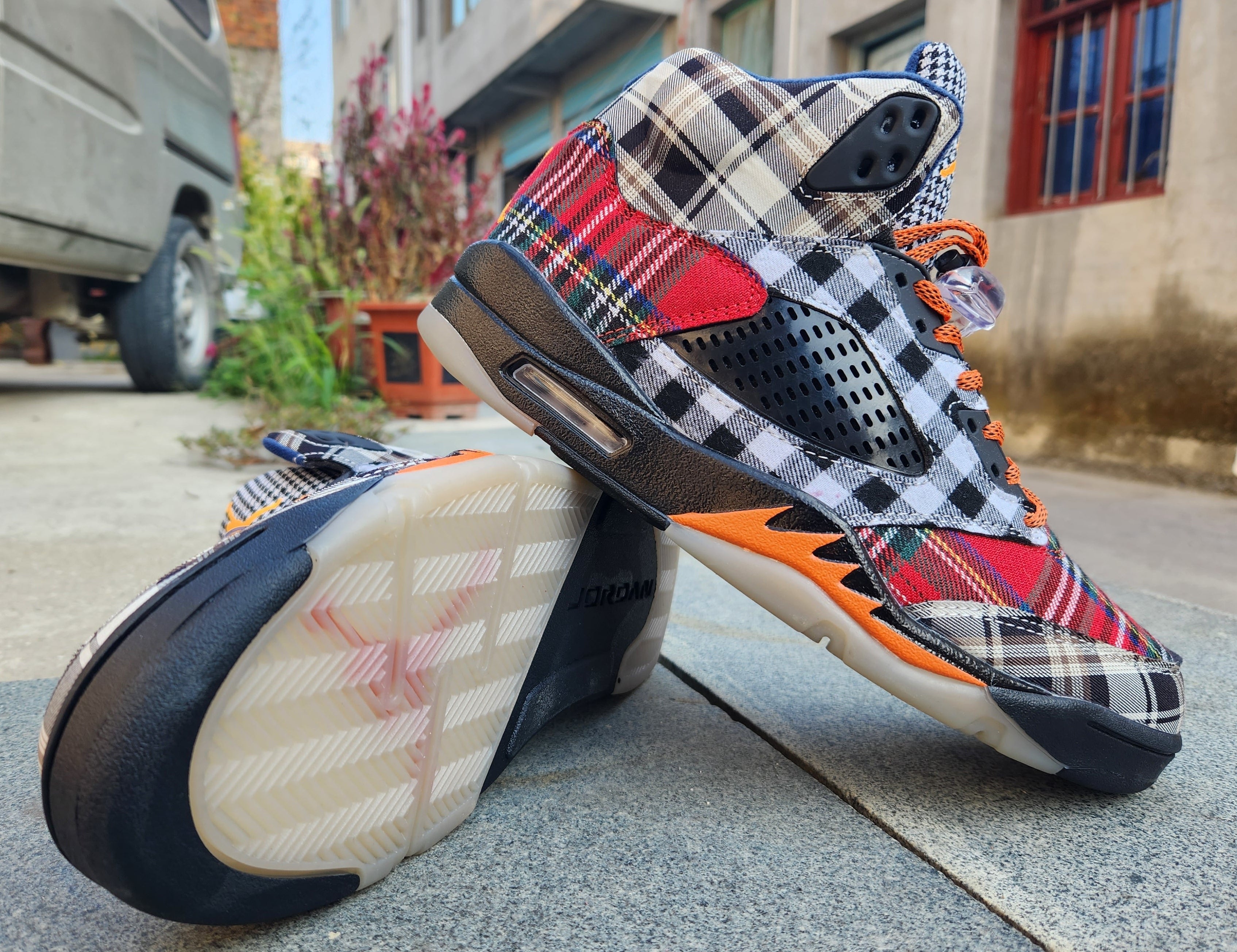 Jordan 5 – Design-Inspired "Plaid" Custom Tribute Build AJ5-PLAID-512