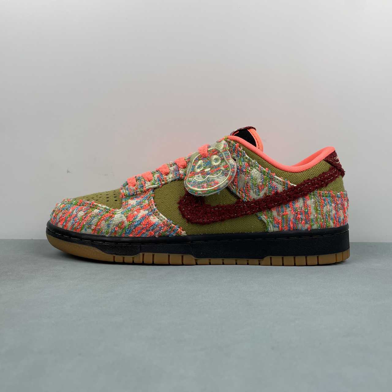 SB Dunk Low – Design-Inspired "Pandamonium Pack" Custom Tribute Build SBDNK-091