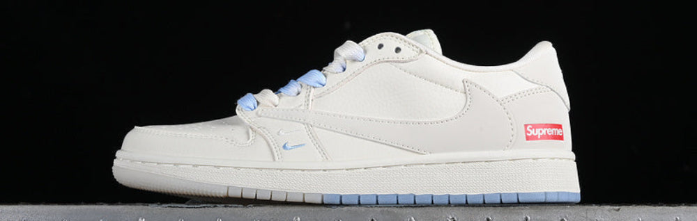 TS‑SB‑052 — SB Dunk “Travis Scott Supreme White/Carolina” — Fantasy Build