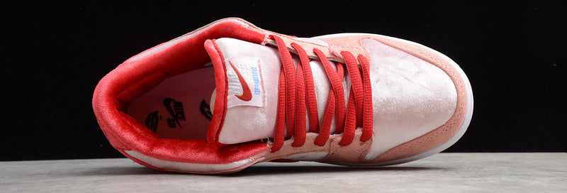 SB Dunk Low – Design-Inspired "StrangeLove" Custom Tribute Build SBDNK-085