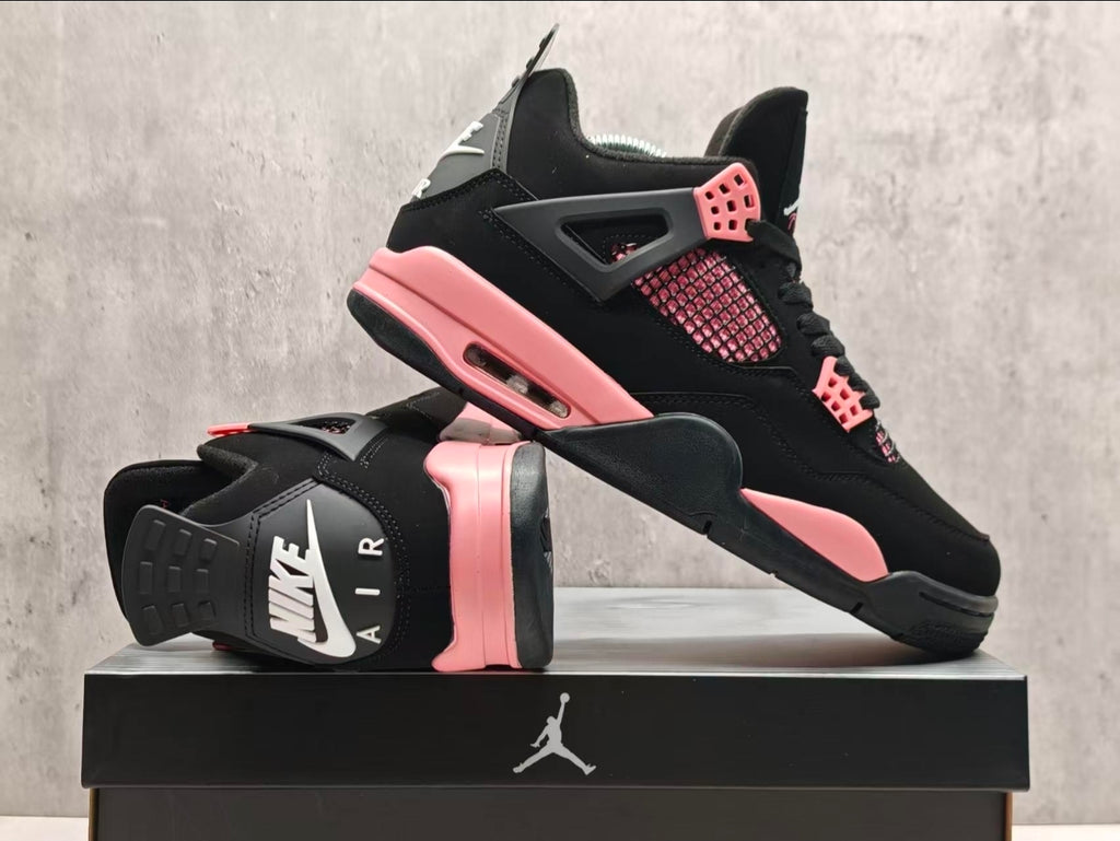 432 — Jordan 4 “Thunder Pack” — Design‑Inspired Sneaker Set