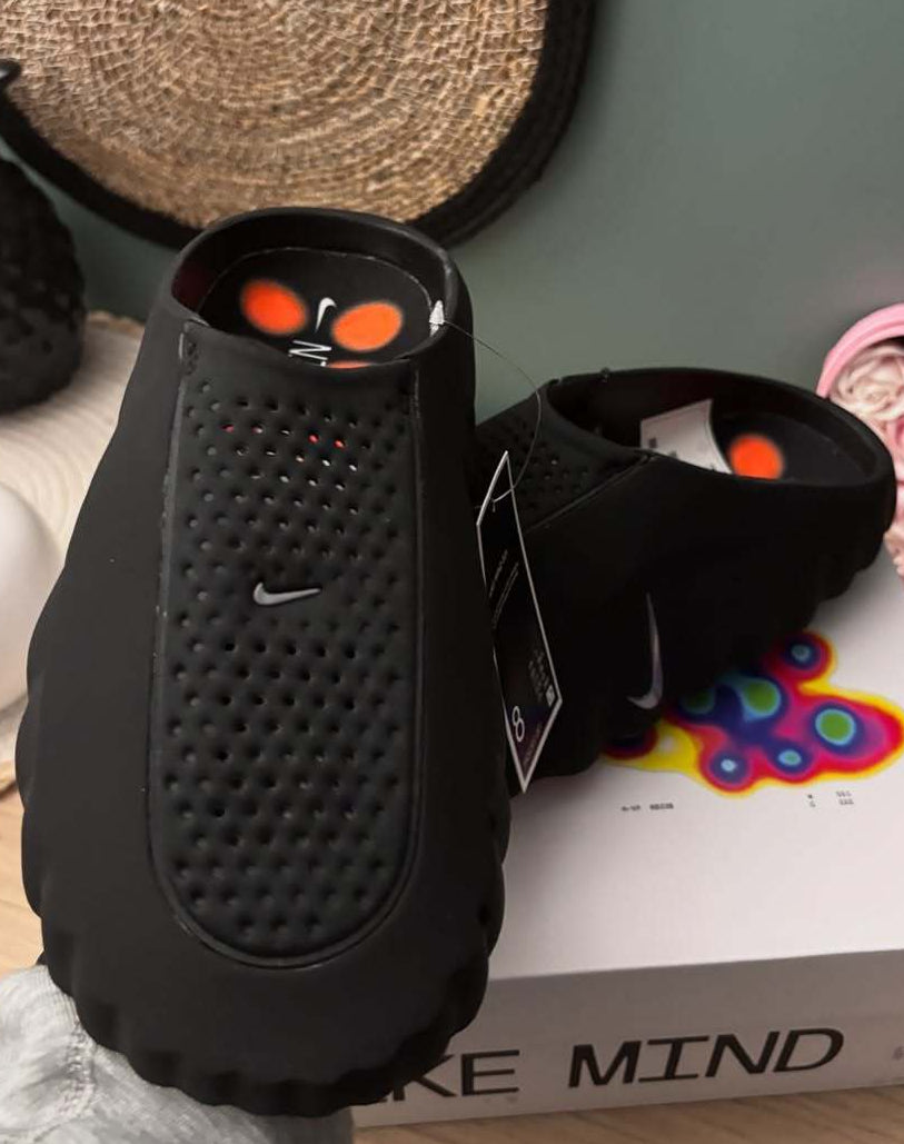 Nike Mind 001 Slides — Design‑Inspired Footwear: Black