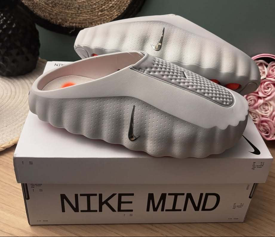 Nike Mind 001 Slides — Design‑Inspired Footwear "13 colorways" MND‑SLD‑001