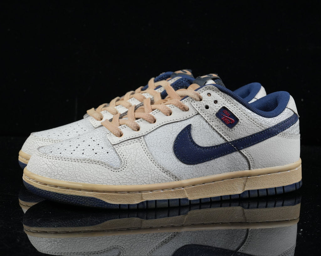 SB Dunk Low – Design-Inspired "Stranger Things" Custom Tribute Build SBDNK-082