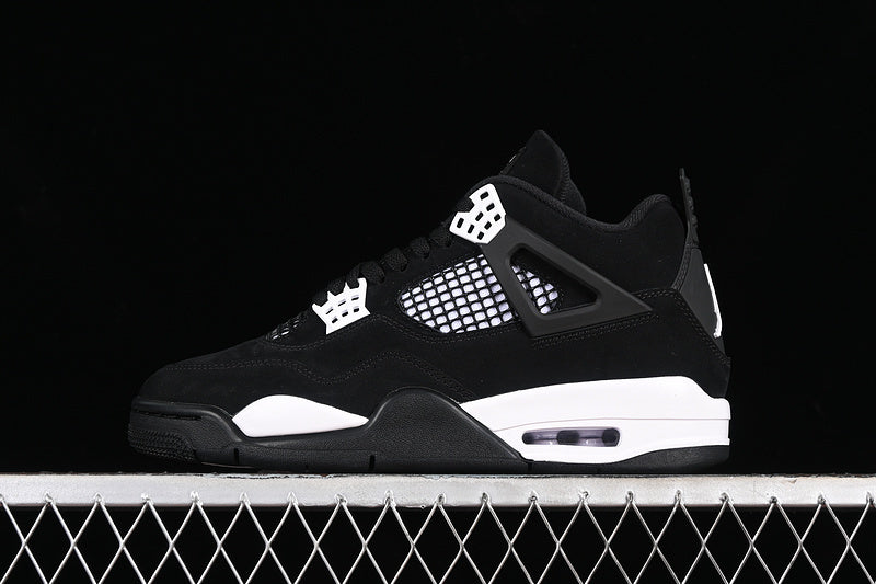432 — Jordan 4 “Thunder Pack” — Design‑Inspired Sneaker Set