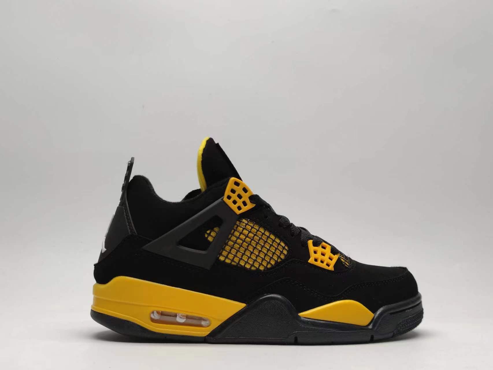 432 — Jordan 4 “Thunder Pack” — Design‑Inspired Sneaker Set