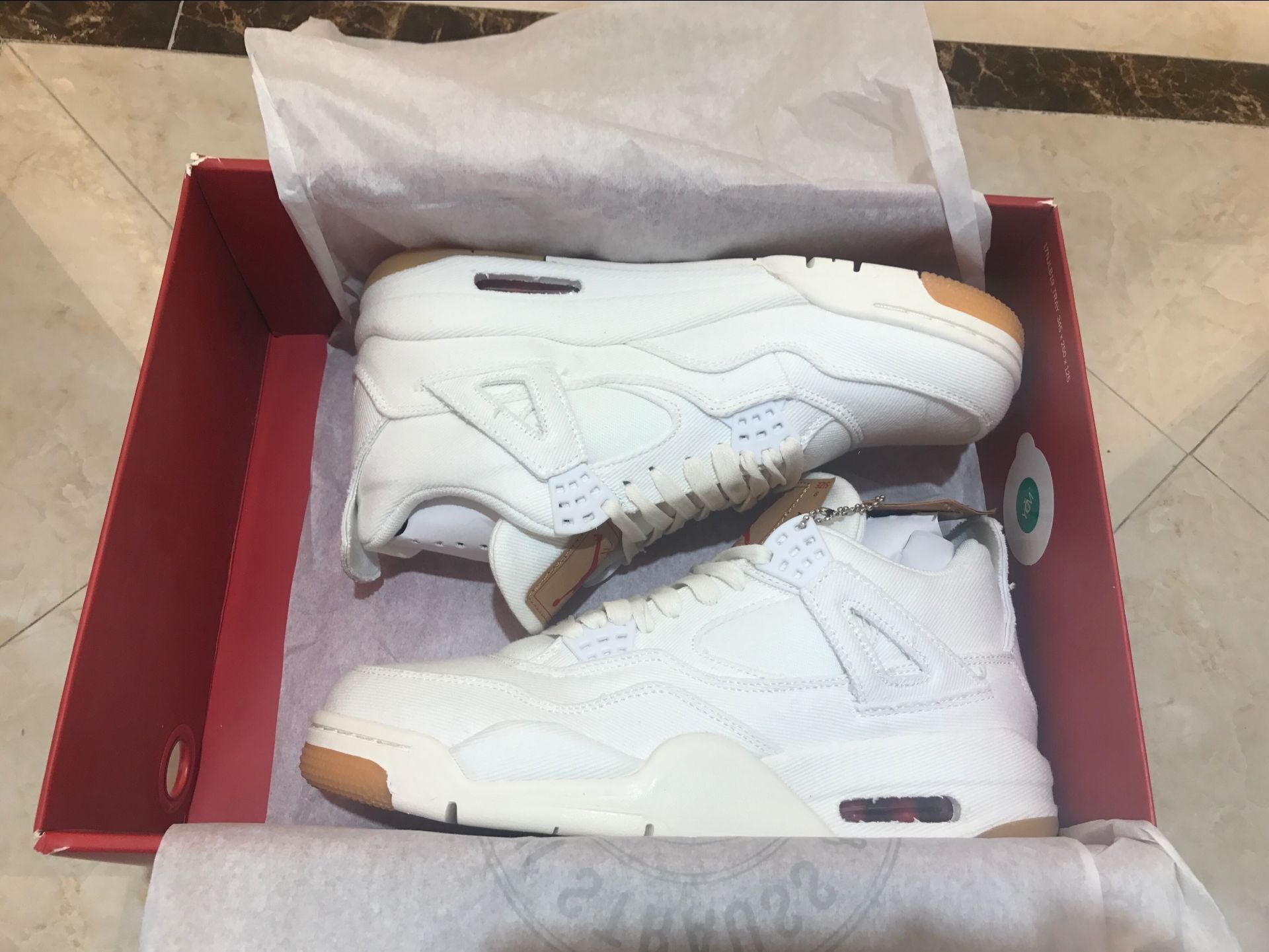 422 — Jordan 4 “Levi’s Pack” — Design‑Inspired Sneaker Set