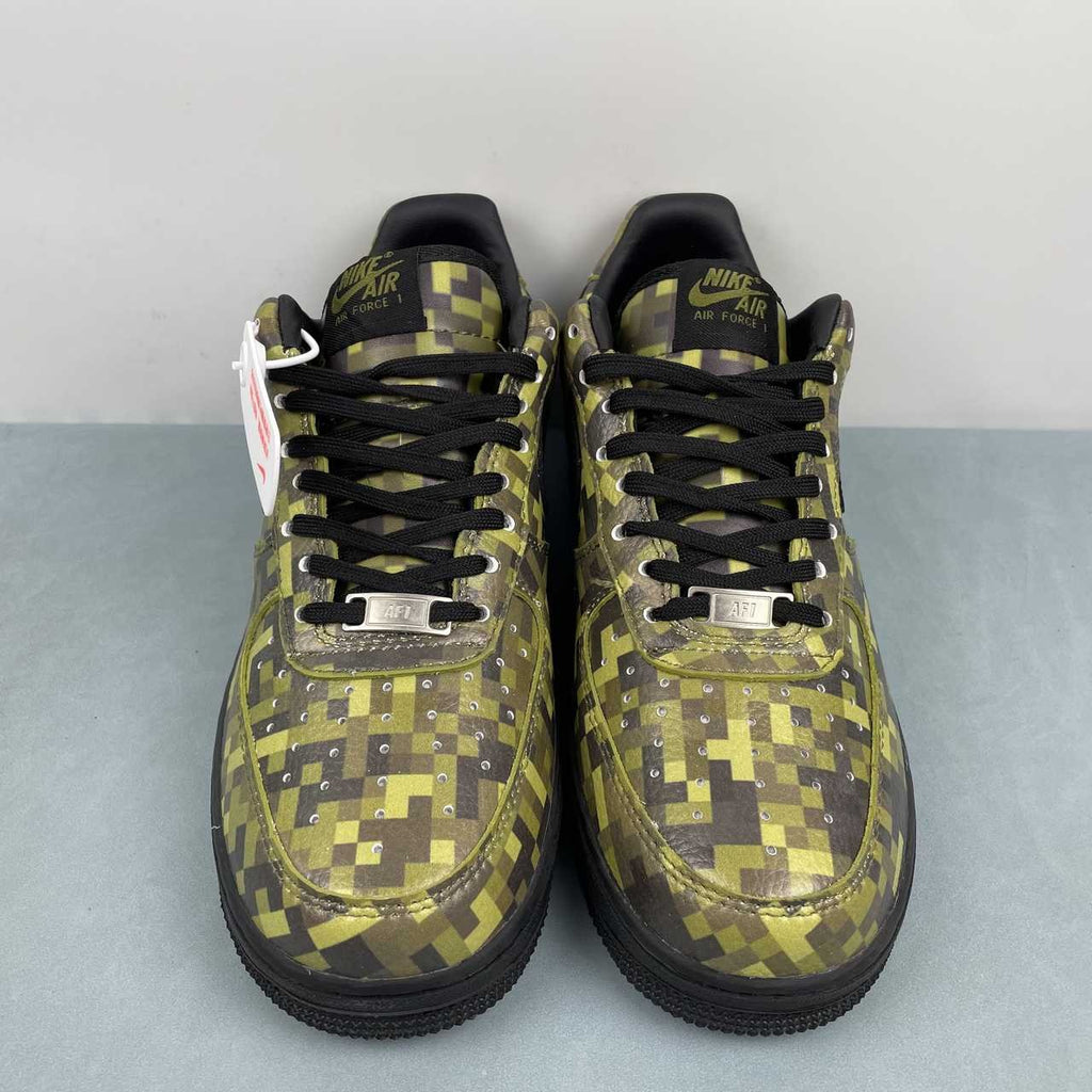 Nike Air Force 1 – Design-Inspired "Minecraft – Digital Camo" Fantasy Build AF1-024