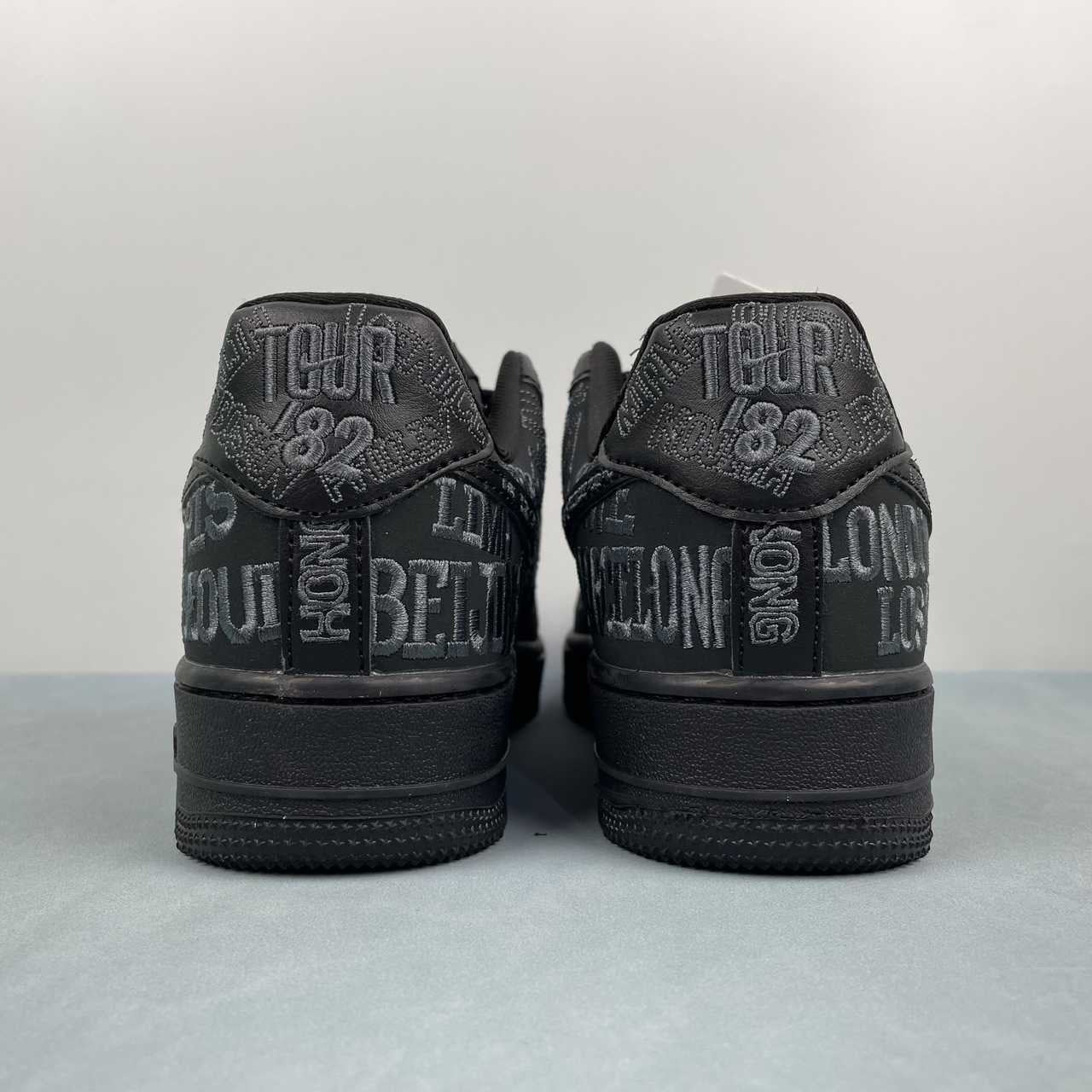 AF1-030 World Tour '82 – single shoe lateral side profile, St. Louis, Mexico City, Milan, Paris visible