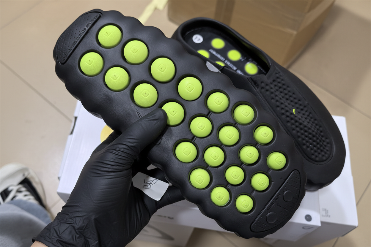 Black Green Slide - Sole View