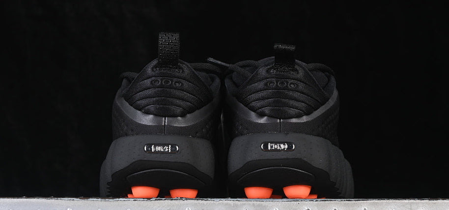 Mind 002 – Sneaker – Design‑Inspired Custom Footwear: Black