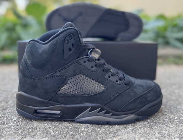 Jordan 5 – Design‑Inspired "Black Cats" Custom Tribute Build AJ5‑BLKCAT‑529