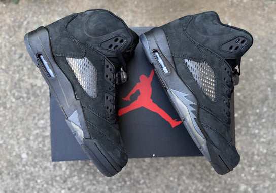 Jordan 5 – Design‑Inspired "Black Cats" Custom Tribute Build AJ5‑BLKCAT‑529