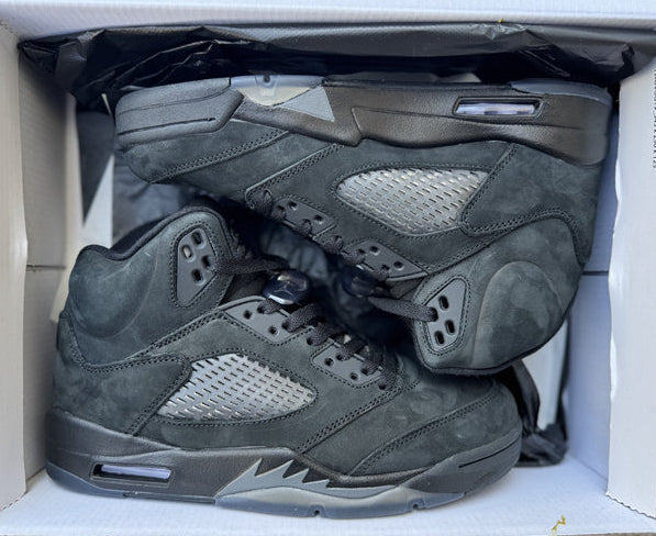 Jordan 5 – Design‑Inspired "Black Cats" Custom Tribute Build AJ5‑BLKCAT‑529