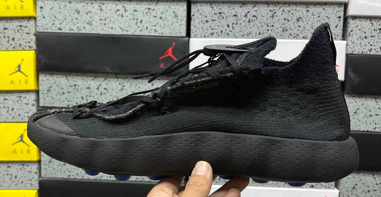Mind 002 – Sneaker – Design‑Inspired Custom Footwear: Fragment - Black