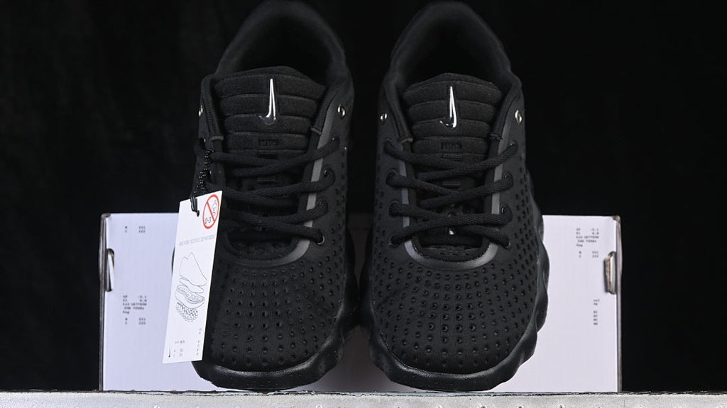 Mind 002 – Sneaker – Design‑Inspired Custom Footwear: Raven Black