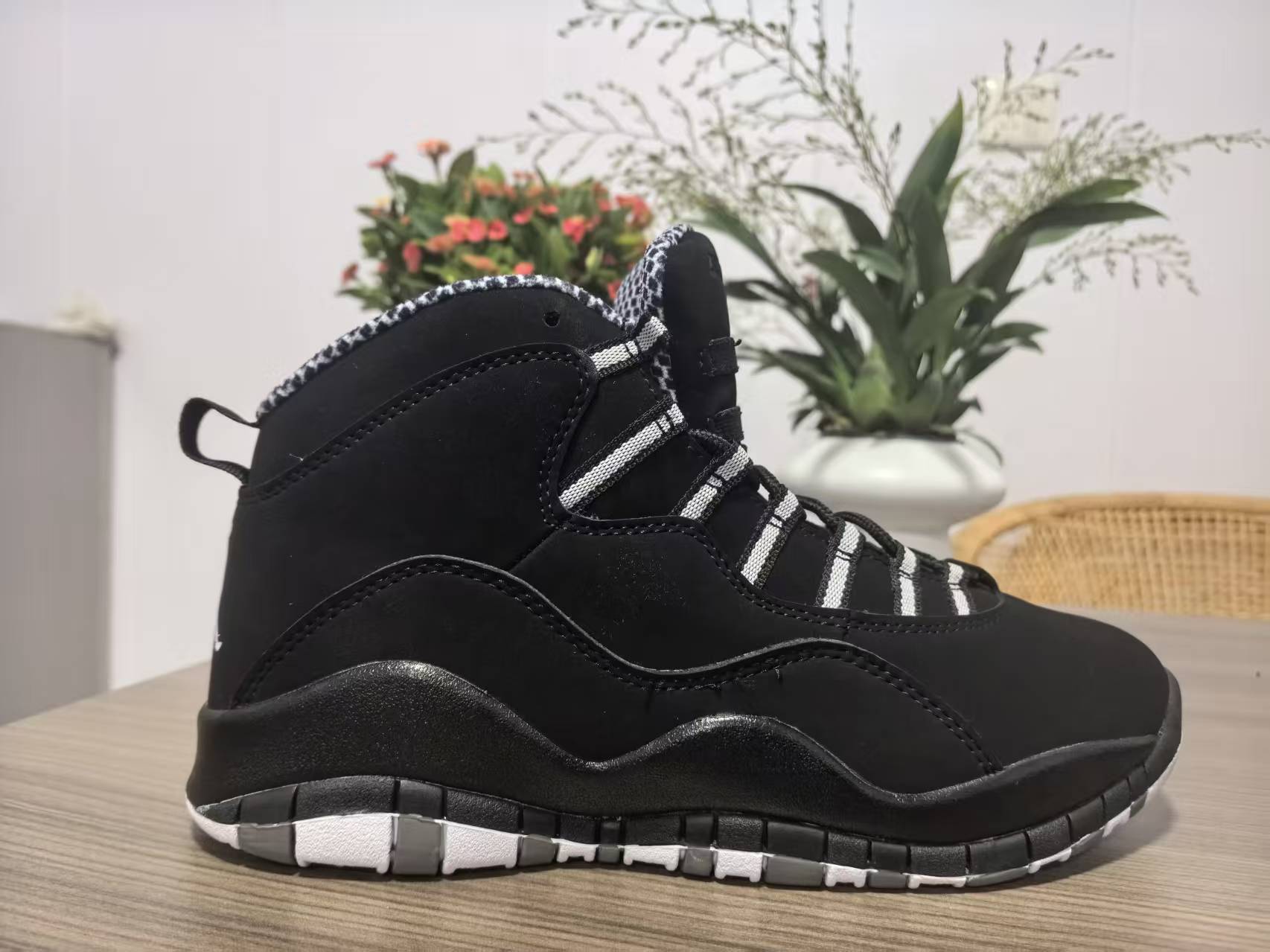 1014 — Jordan 10 “Stealth” — Design‑Inspired