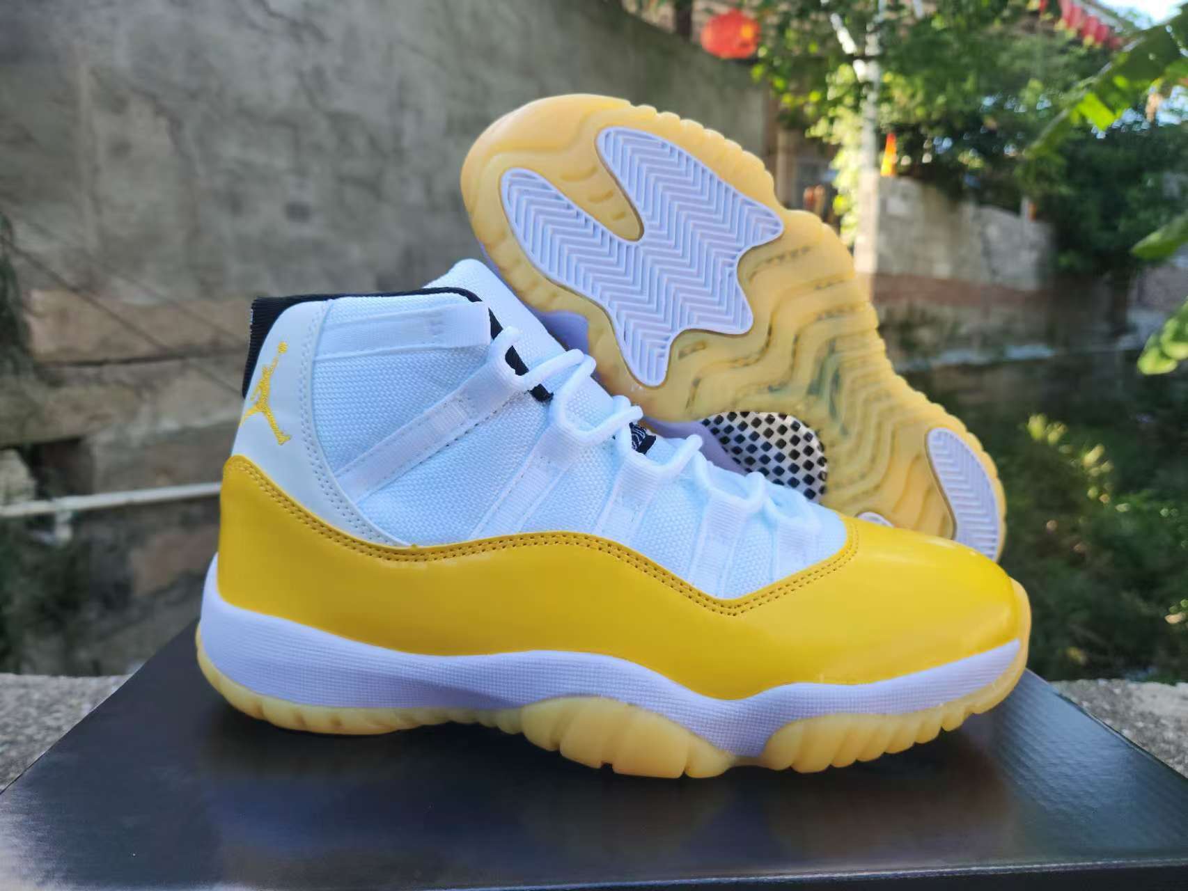 Jordan 11 – Design‑Inspired "Canary" Custom Fantasy Build AJ11‑CNRY‑1131