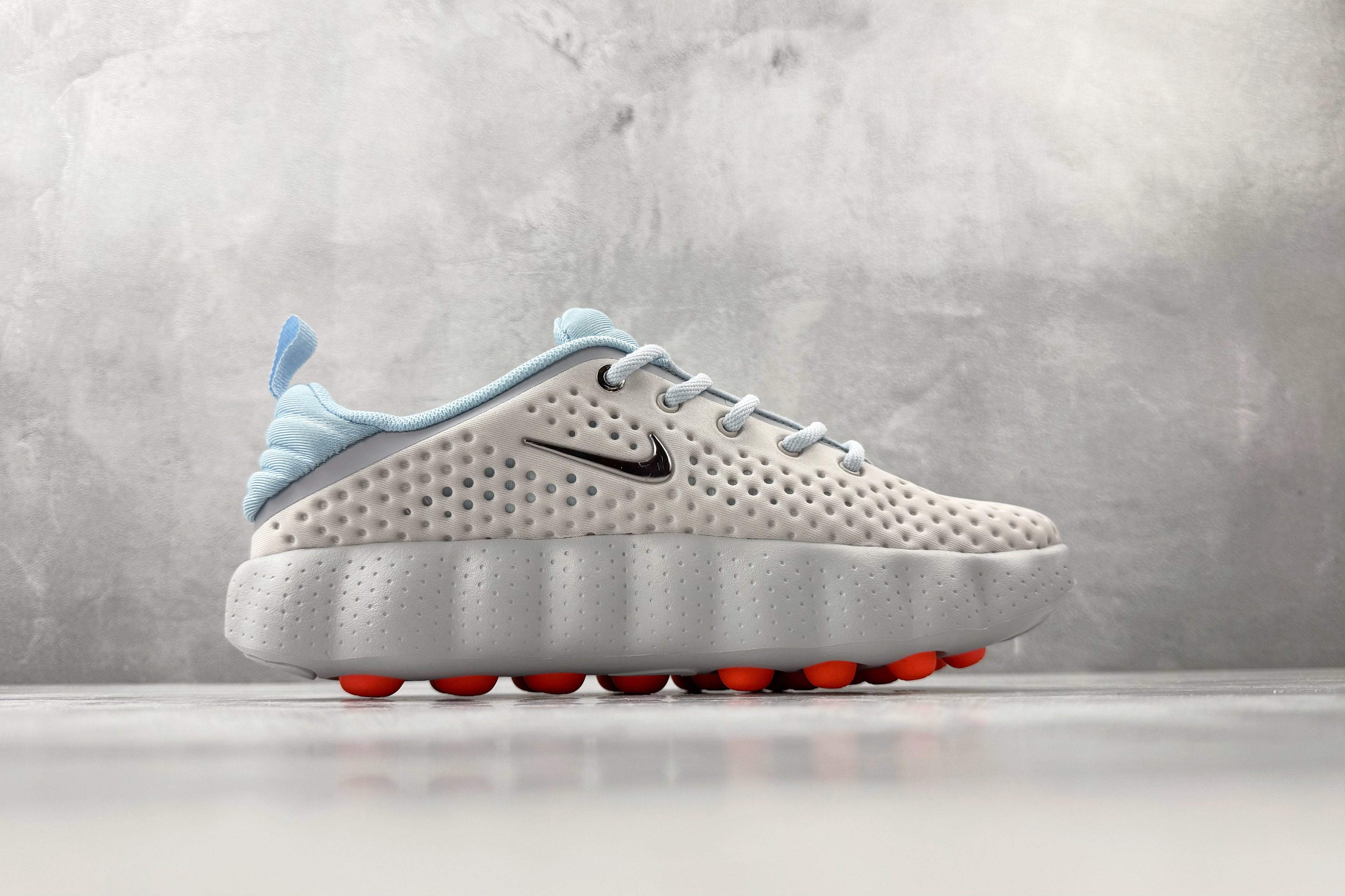 Mind 002 – Sneaker – Design‑Inspired Custom Footwear: Sail/Carolina Blue