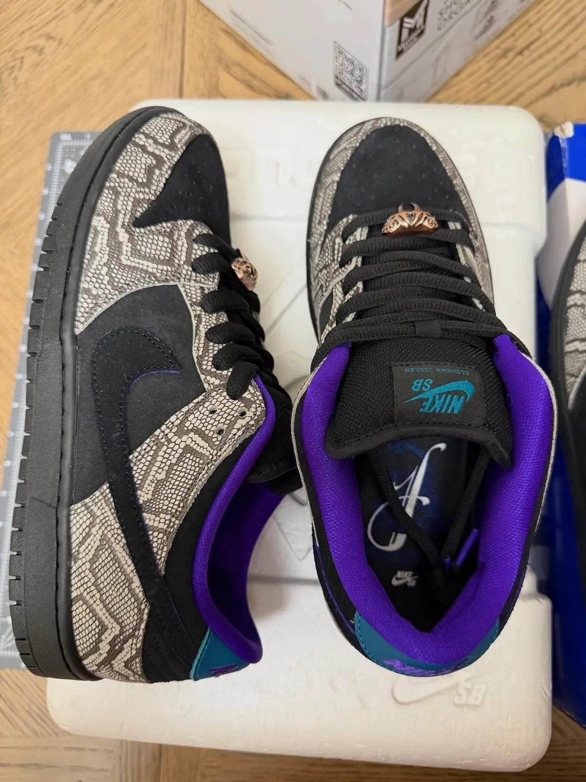 SBDNK‑048 — Nike SB Dunk Low “Deshawn Jordan” — Design‑Inspired