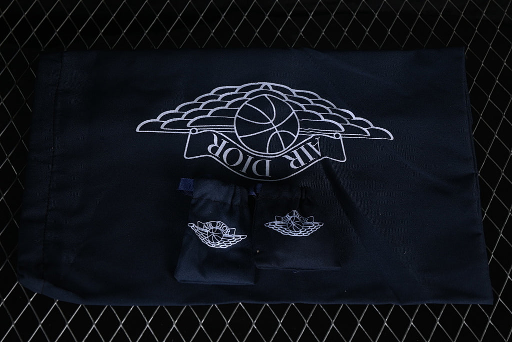 Jordan 1 Low – Design-Inspired "LV Blue Geckos" Custom Fantasy Build AJ1-LVCLB-053 (Copy)