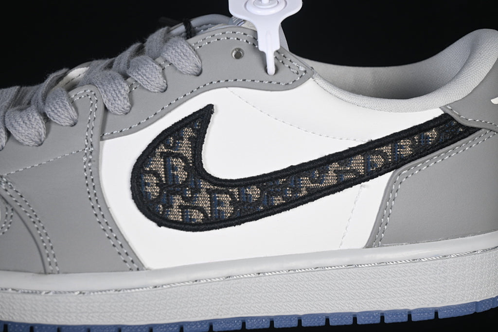 Jordan 1 Low – Design-Inspired "LV Blue Geckos" Custom Fantasy Build AJ1-LVCLB-053 (Copy)