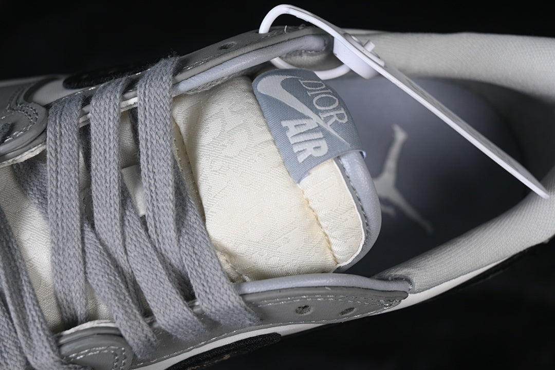 Jordan 1 Low – Design-Inspired "LV Blue Geckos" Custom Fantasy Build AJ1-LVCLB-053 (Copy)