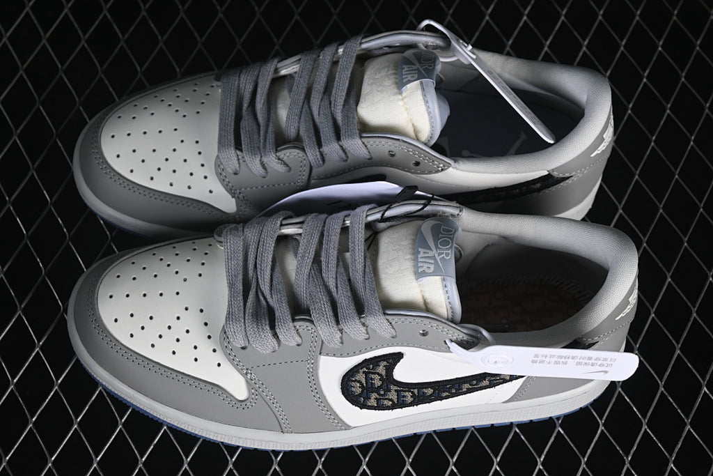 Jordan 1 Low – Design-Inspired "LV Blue Geckos" Custom Fantasy Build AJ1-LVCLB-053 (Copy)