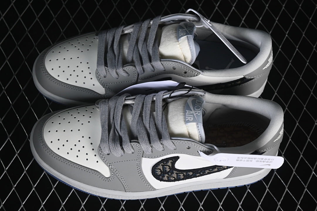 Jordan 1 Low – Design-Inspired "LV Blue Geckos" Custom Fantasy Build AJ1-LVCLB-053 (Copy)