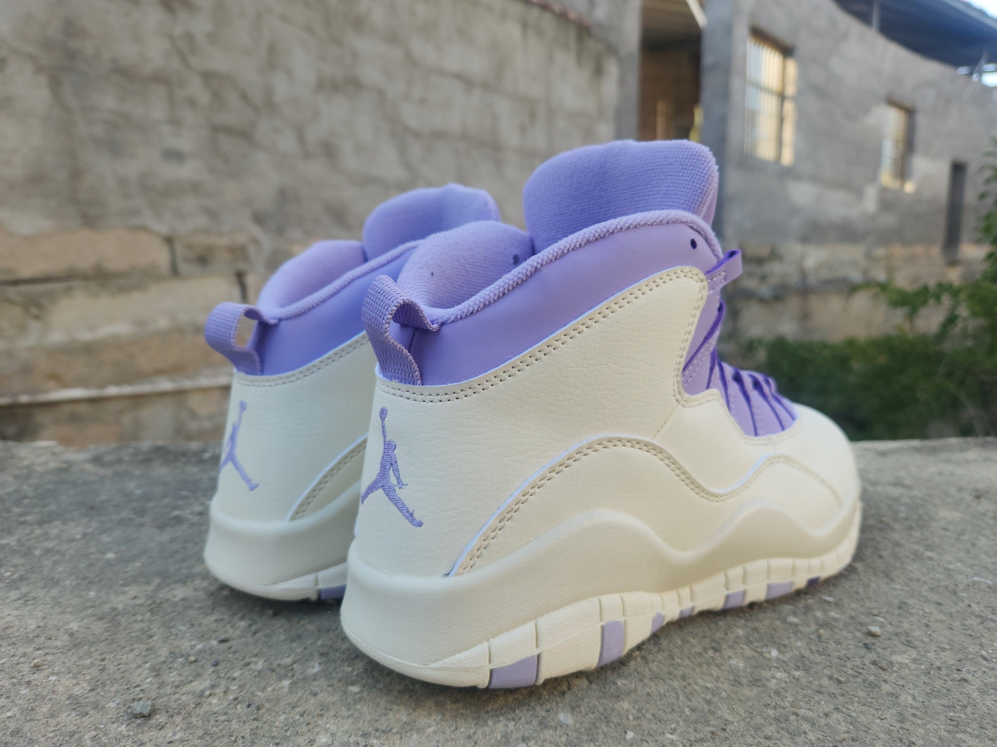 1013 — Jordan 10 “Hydrangeas” — Design‑Inspired