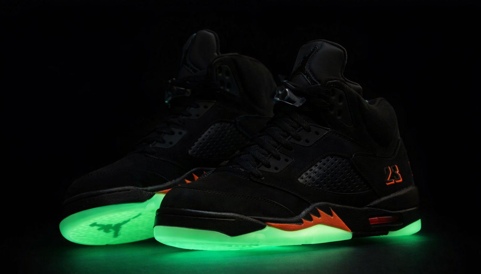 Jordan 5 – Design-Inspired "Halloween Edition" Custom Tribute Build AJ5-HALLOWN-524
