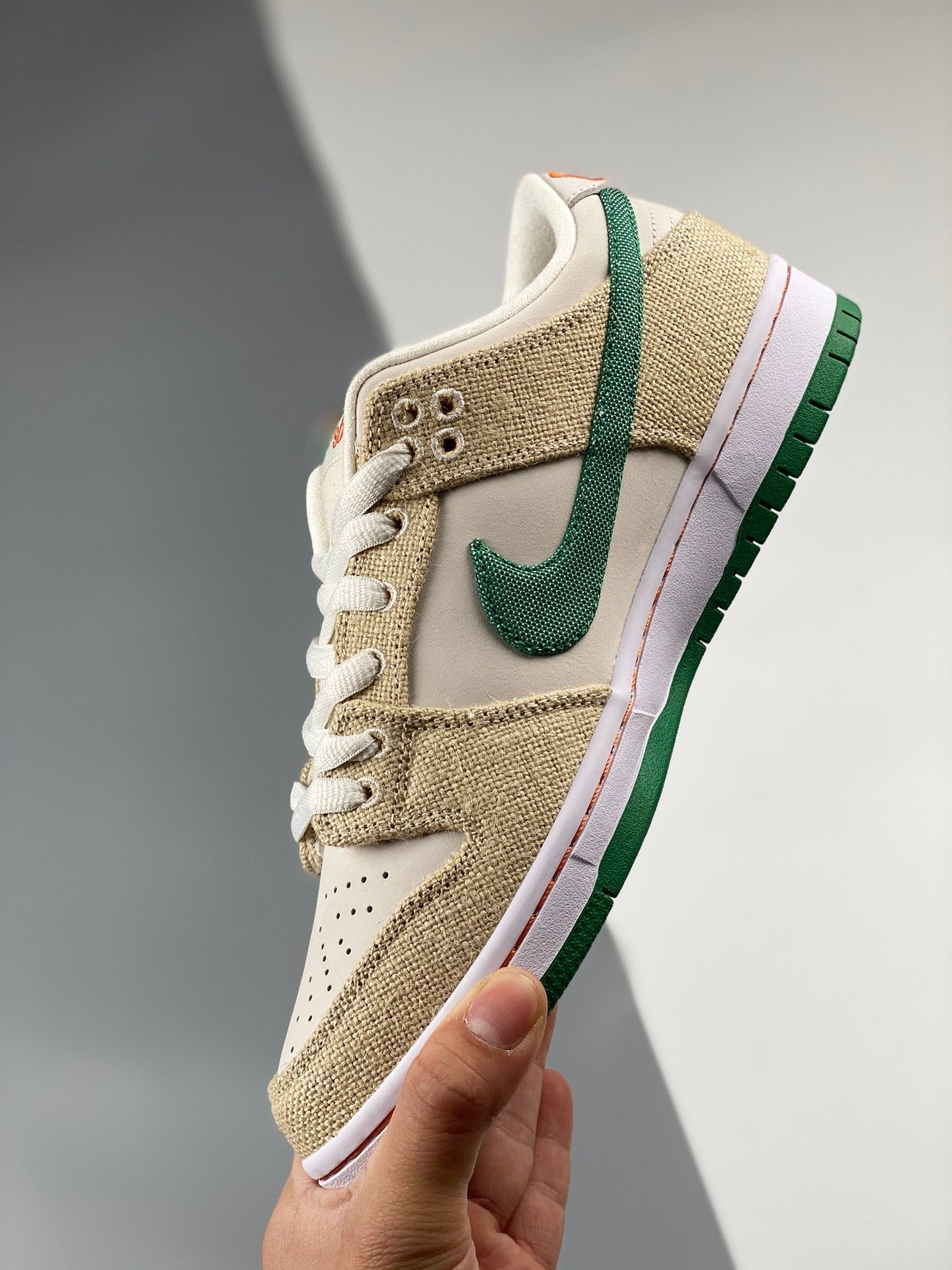 SBDNK‑058 — Nike SB Dunk Low “Jarritos” — Design‑Inspired