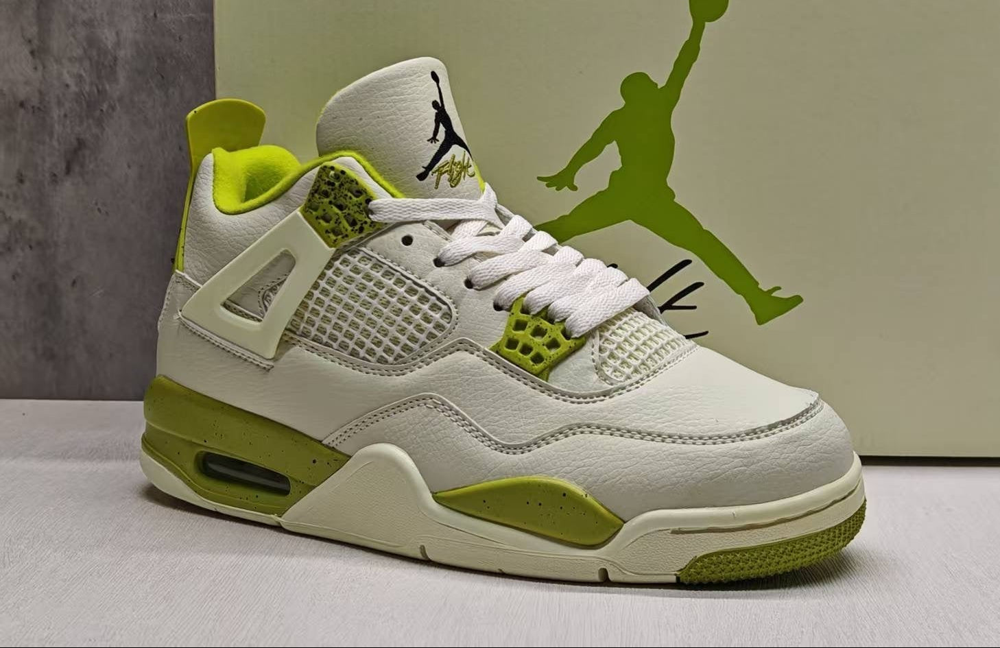 Jordan 4 – Design‑Inspired "Lemonades" Custom Tribute Build AJ4‑LEMONADES‑473