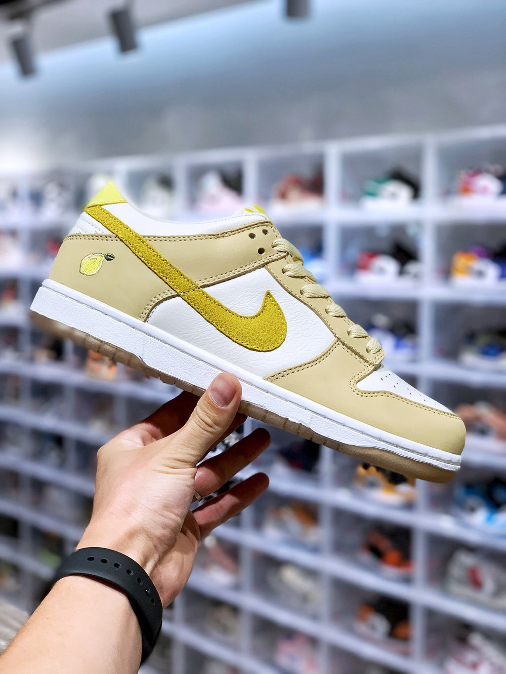 SBDNK‑062 — Nike SB Dunk Low “Lemon Drop” — Design‑Inspired