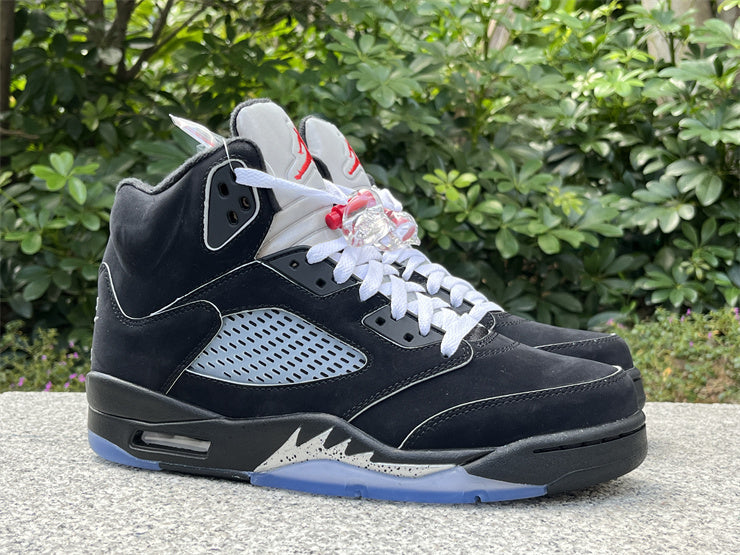 526 — Jordan 5 “Black Metallic” — Design‑Inspired Tribute