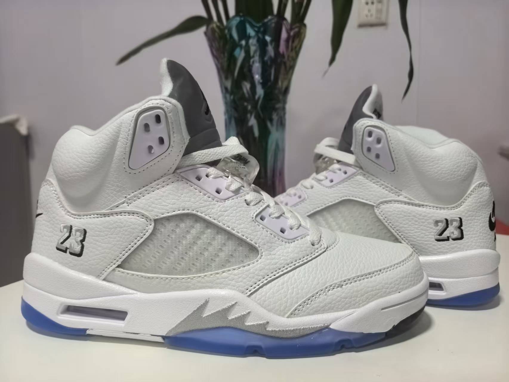 Jordan 5 Design‑Inspired “White Metallics” — Custom Tribute — 528