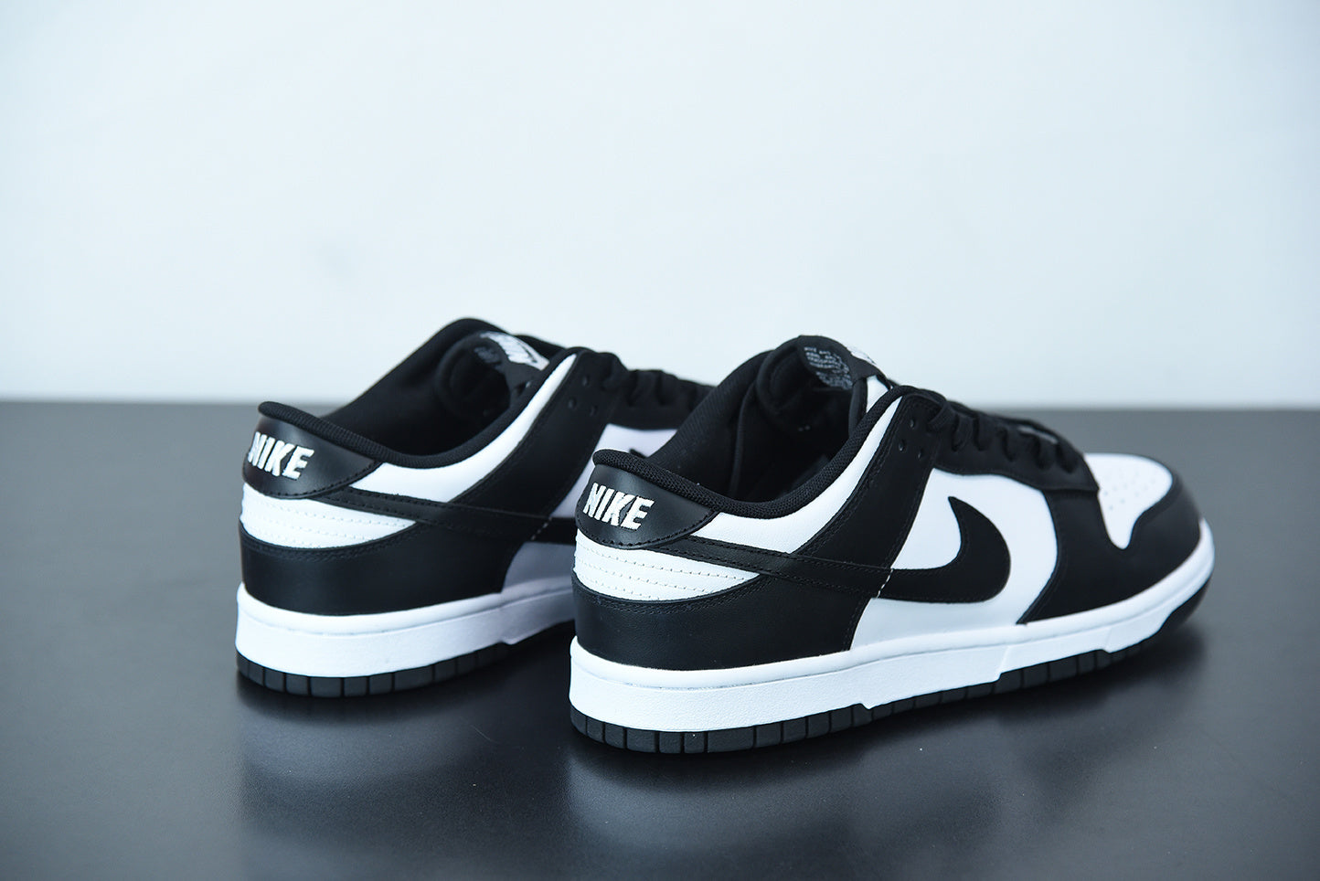 SBDNK‑060 — Nike SB Dunk Low “Panda” — Design‑Inspired