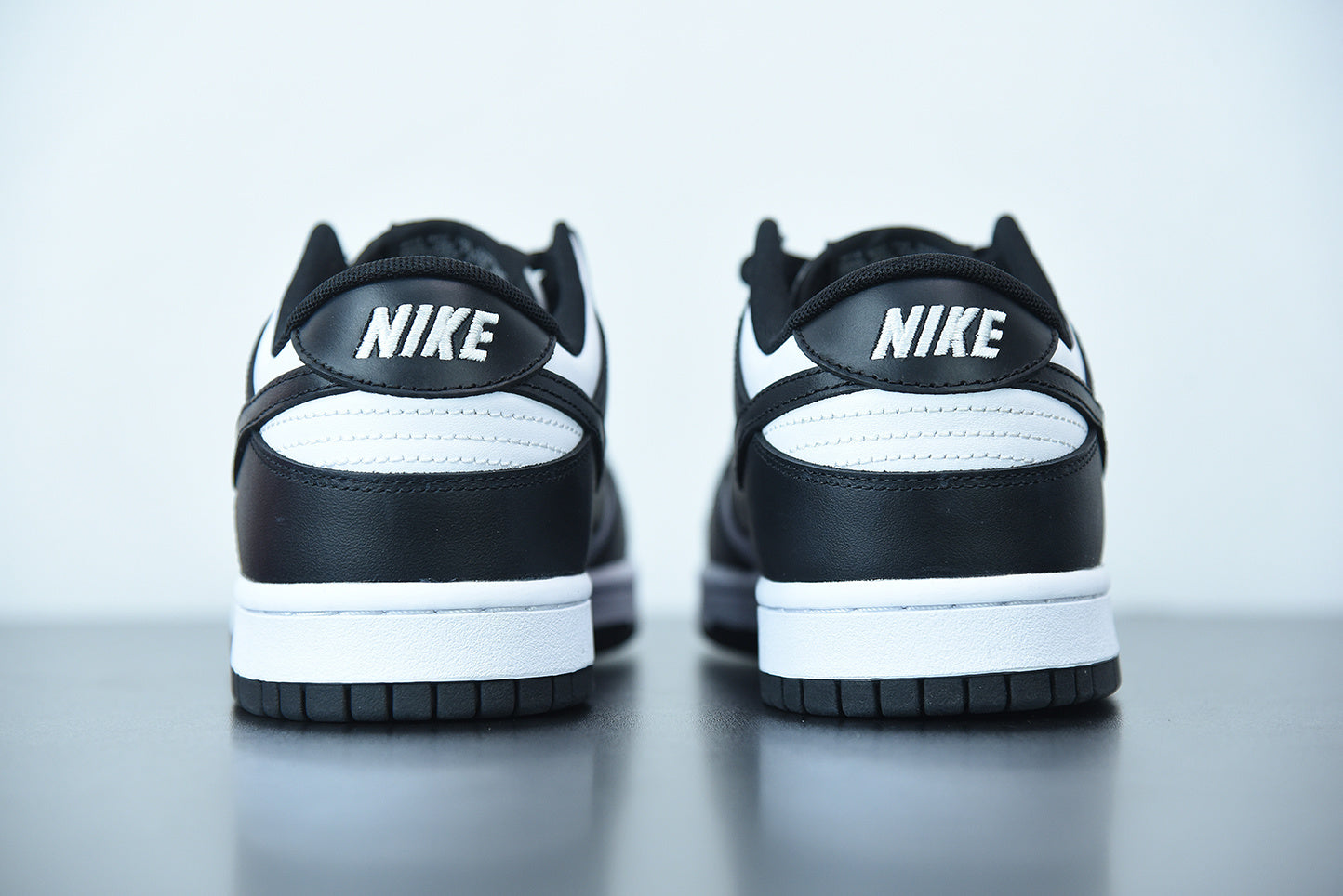 SBDNK‑060 — Nike SB Dunk Low “Panda” — Design‑Inspired