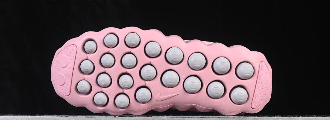 Mind 002 – Sneaker – Design‑Inspired Custom Footwear: Pink