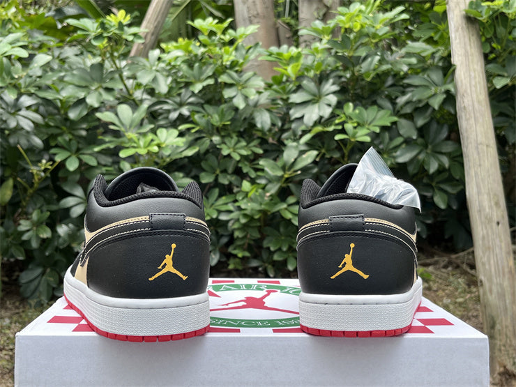 Air Jordan 1 Low – Design-Inspired "Black Gold Pizza" Custom Tribute Build AJ1L-PIZZA-002