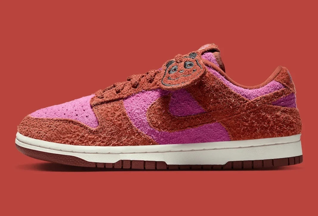 SB Dunk Low – Design-Inspired "Pandamonium Pack" Custom Tribute Build SBDNK-091