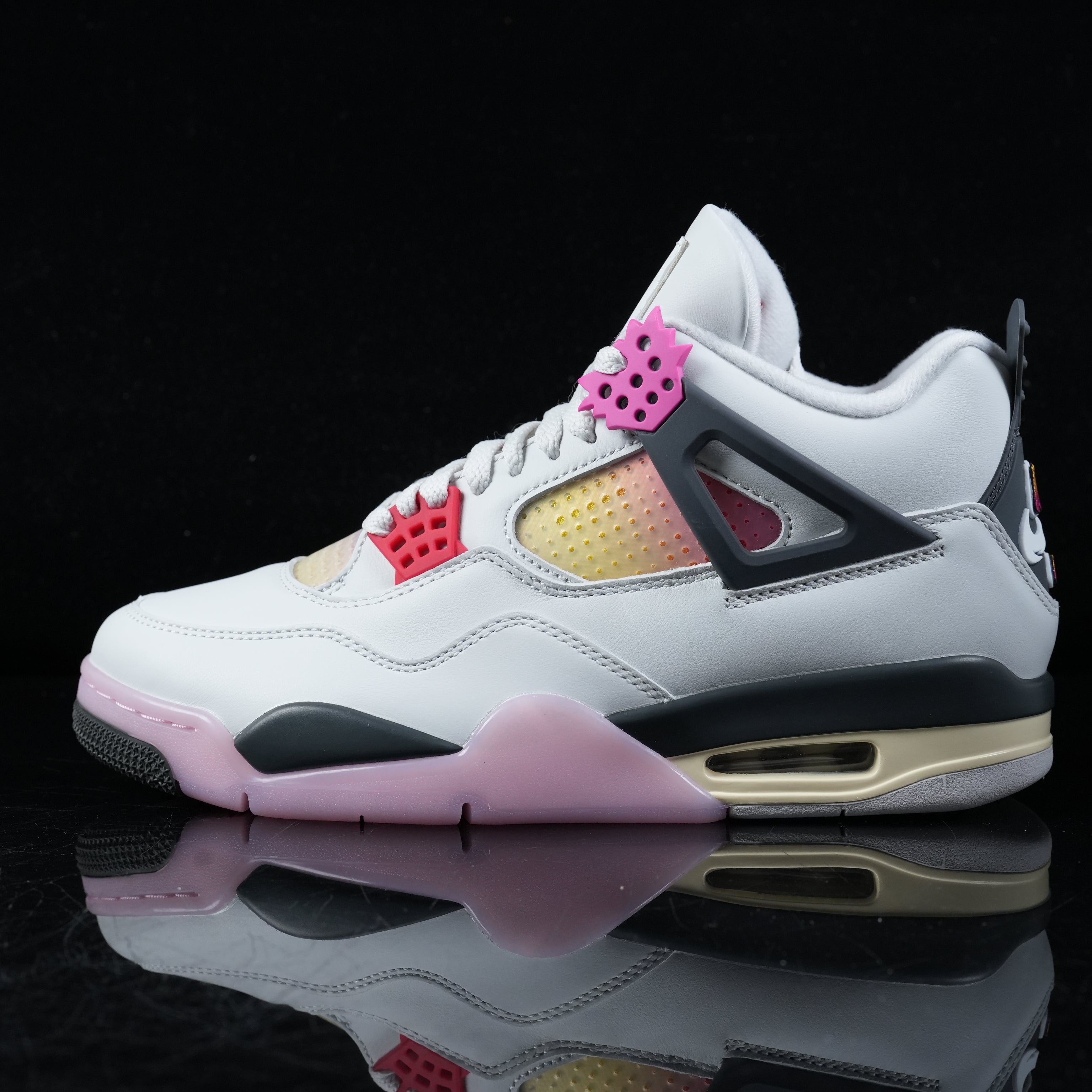 Jordan 4 – Design-Inspired "Comic" Custom Tribute Build AJ4-COMIC-412