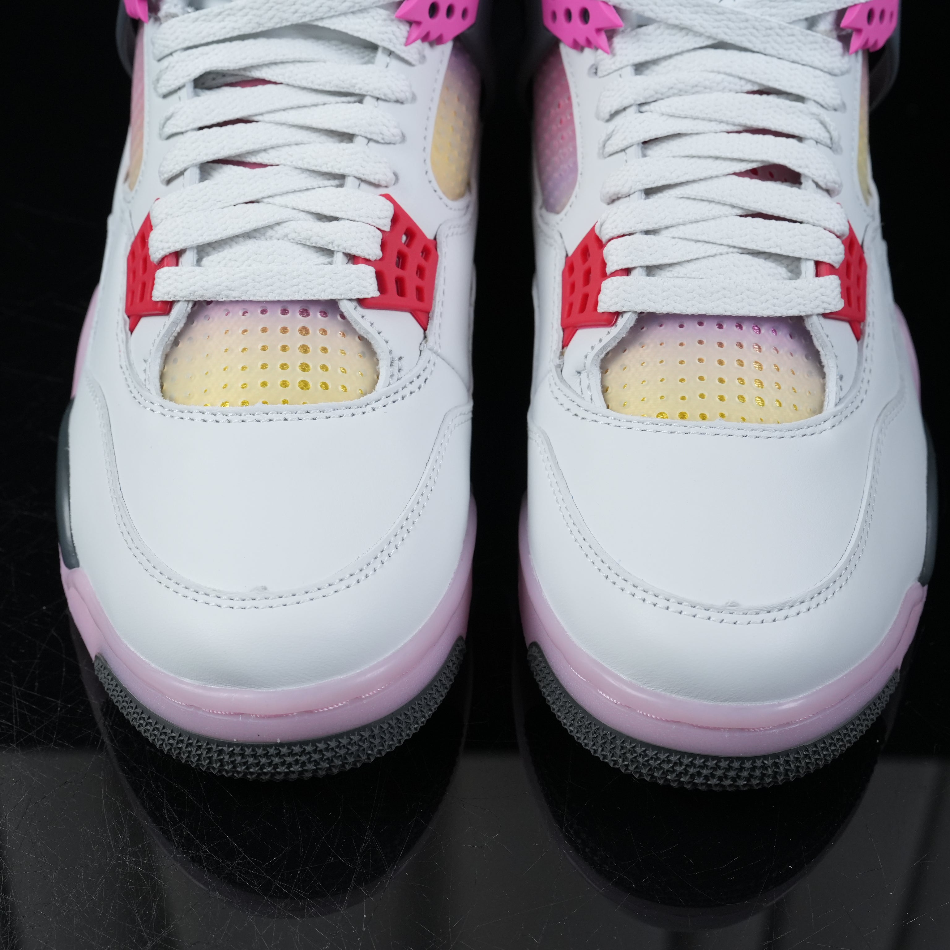 Jordan 4 – Design-Inspired "Comic" Custom Tribute Build AJ4-COMIC-412