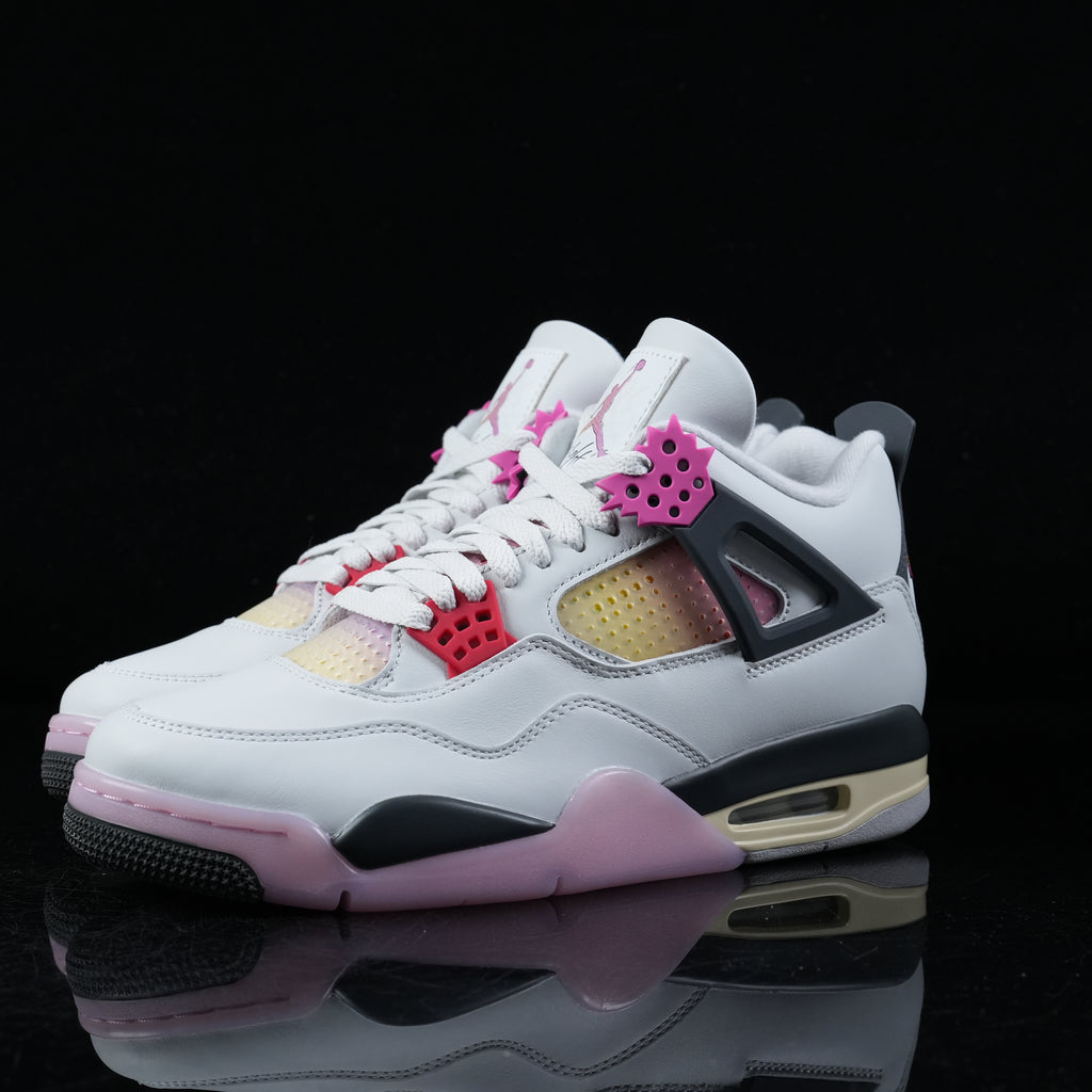 Jordan 4 – Design-Inspired "Comic" Custom Tribute Build AJ4-COMIC-412