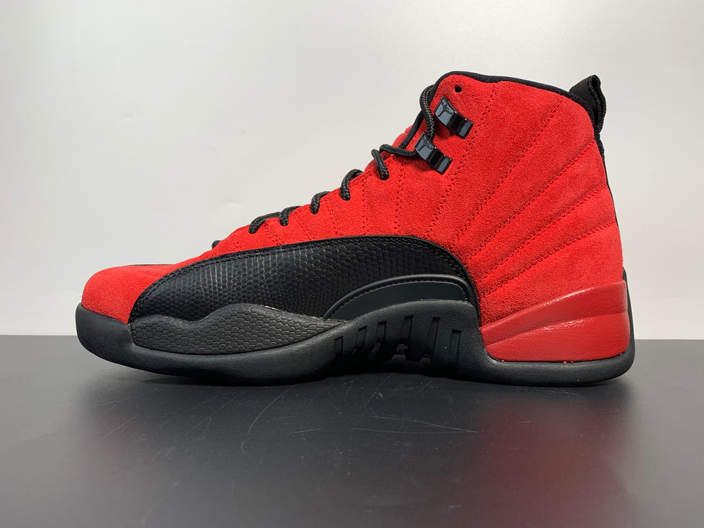 Jordan 12 – Design‑Inspired "Reverse Flu Game" Tribute AJ12‑RFG‑1222