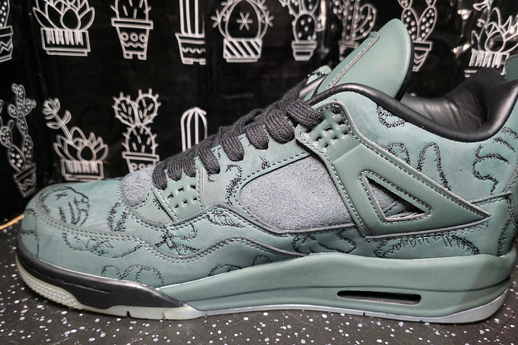 Jordan 4 Design-Inspired - "KAWS" Friends and Family Green - AJ4-GRNKAWSFNF-499